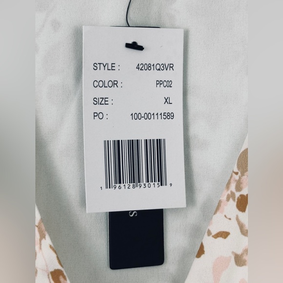 Violets & Roses - Smocked V- Neck Wrap Semi Sheer Ling Sleeve Blouse X… - Picture 8 of 10